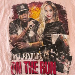 Jay Z and Beyoncé pink on the run tour shirt large